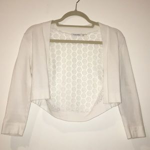 White circular designed backing crop cardigan.